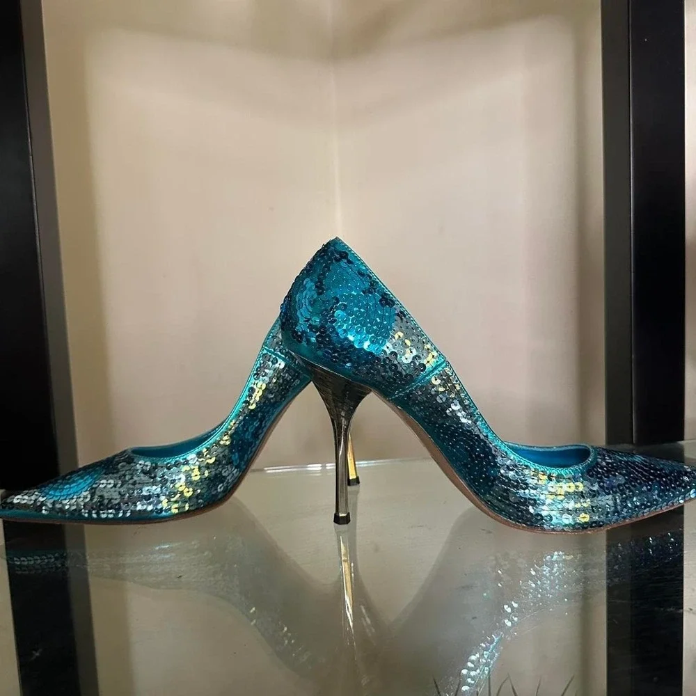 Blue leather blue sequin with polka dots pointy y2k style pump